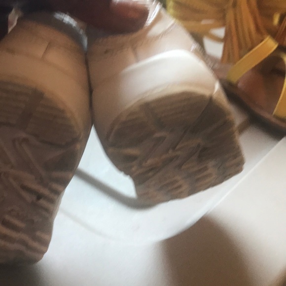 Size 6c air Max - Picture 4 of 4